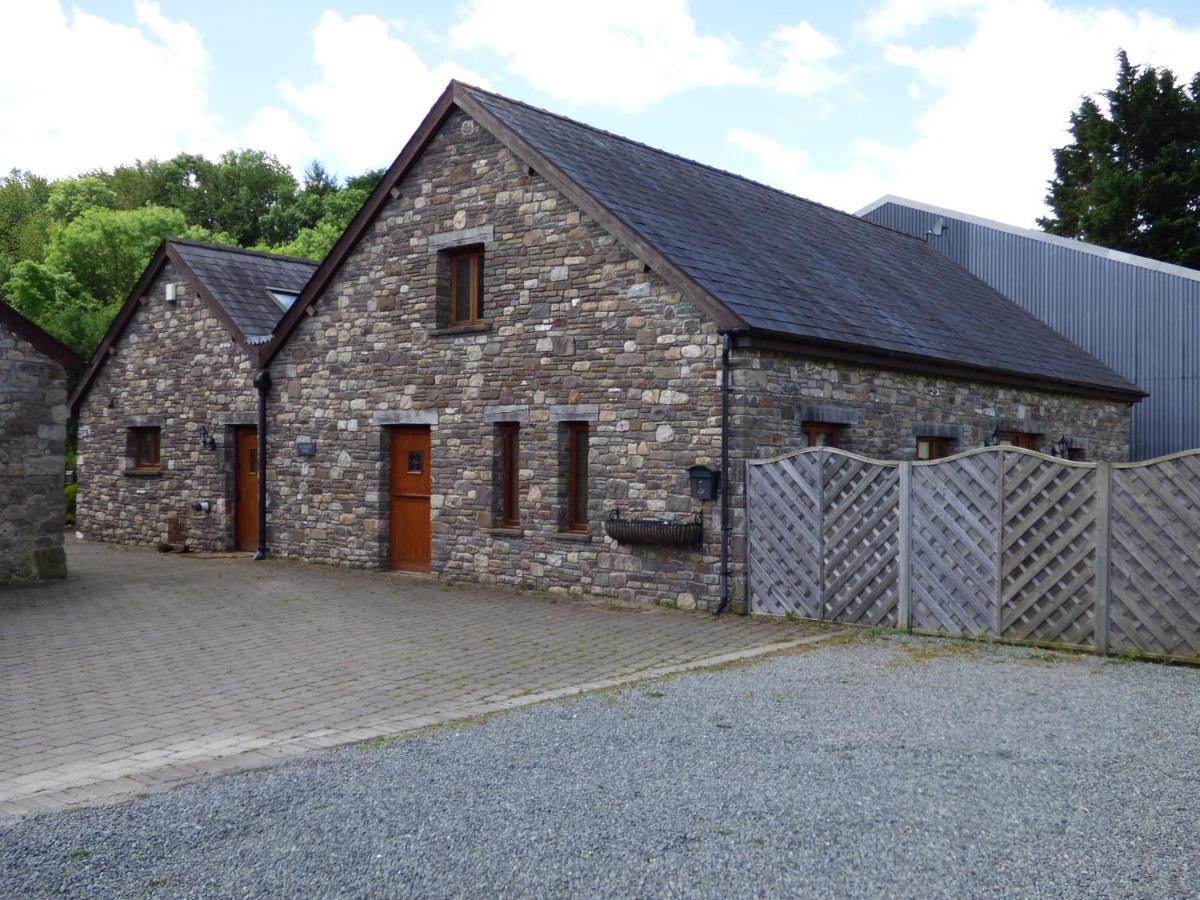 Riverside Barn Holiday home *