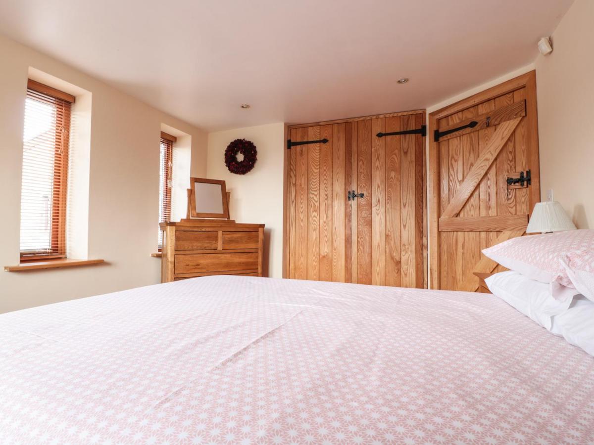 Riverside Barn Holiday home *