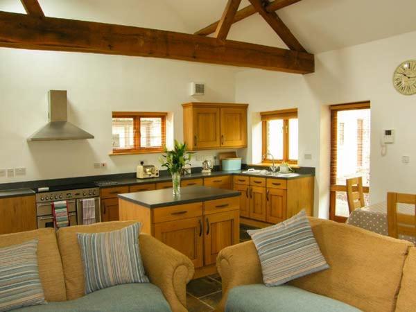 Holiday home Riverside Barn *